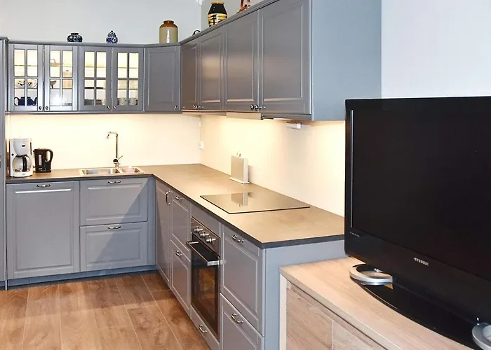 בית נופש 8 Person In *